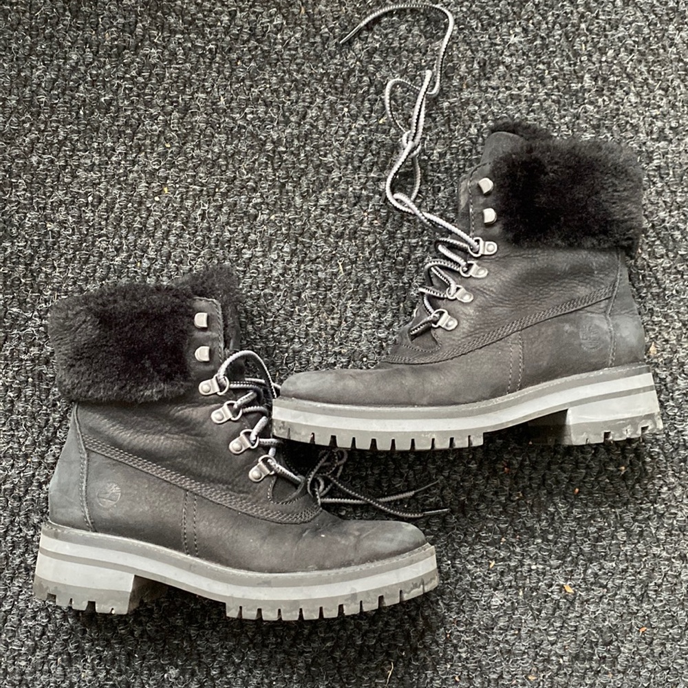 Women's Courmayer Valley Boot - Black size 6